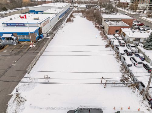 23 Colston Crt, Richmond Hill, ON, L4C9Z3 | Card Image