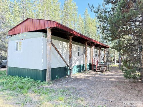 4245 Brady St, Island Park, ID, 83429 | Card Image