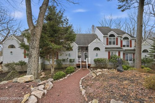 136 Laurelwoods Dr, Lake Harmony, PA, 18624 | Card Image