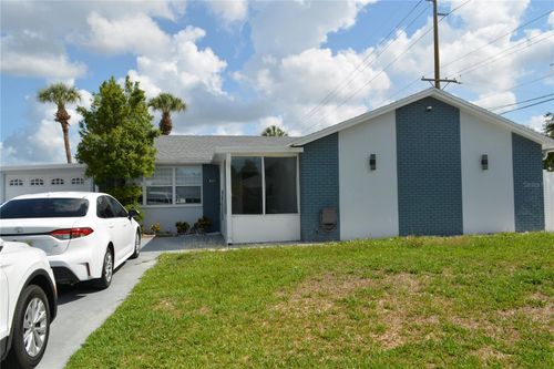 8201 Donaldson Dr, Tampa, FL, 33615-1205 | Card Image