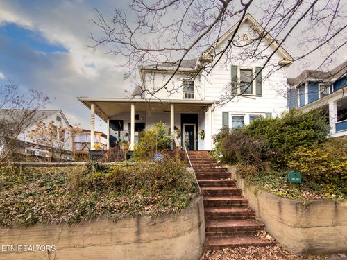 202 N B St, Lenoir City, TN, 37771 | Card Image