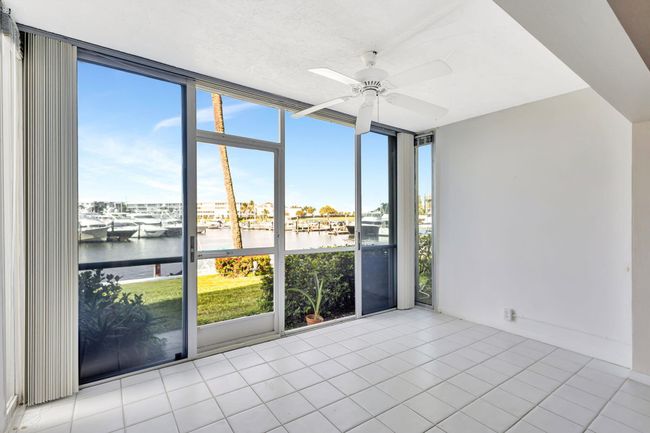 APT-102 - 21 Yacht Club Dr, Condo with 2 bedrooms, 2 bathrooms and null parking in North Palm Beach FL | Image 17