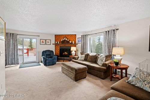 10331 Genora St, Eagle River, AK, 99577-8151 | Card Image