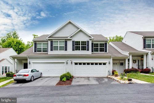 18-8867 Hub Garth, Jessup, MD, 20794-3955 | Card Image