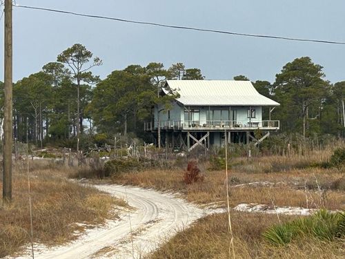 368 Lubbers Ln, Carrabelle, FL, 32322 | Card Image