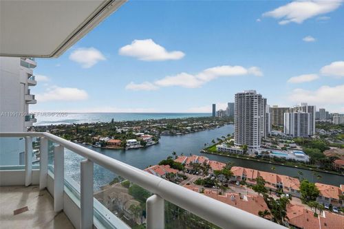 2202-21050 Point Pl, Aventura, FL, 33180 | Card Image