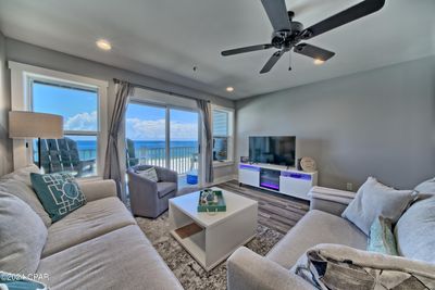 D - 901 Highway 98, Townhouse with 2 bedrooms, 2 bathrooms and null parking in Mexico Beach FL | Image 2