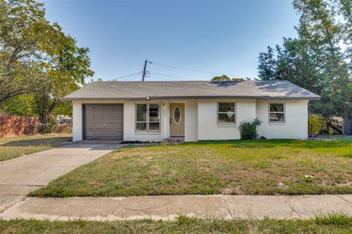 2006 Holcomb Rd, Dallas, TX, 75217-1923 | Card Image