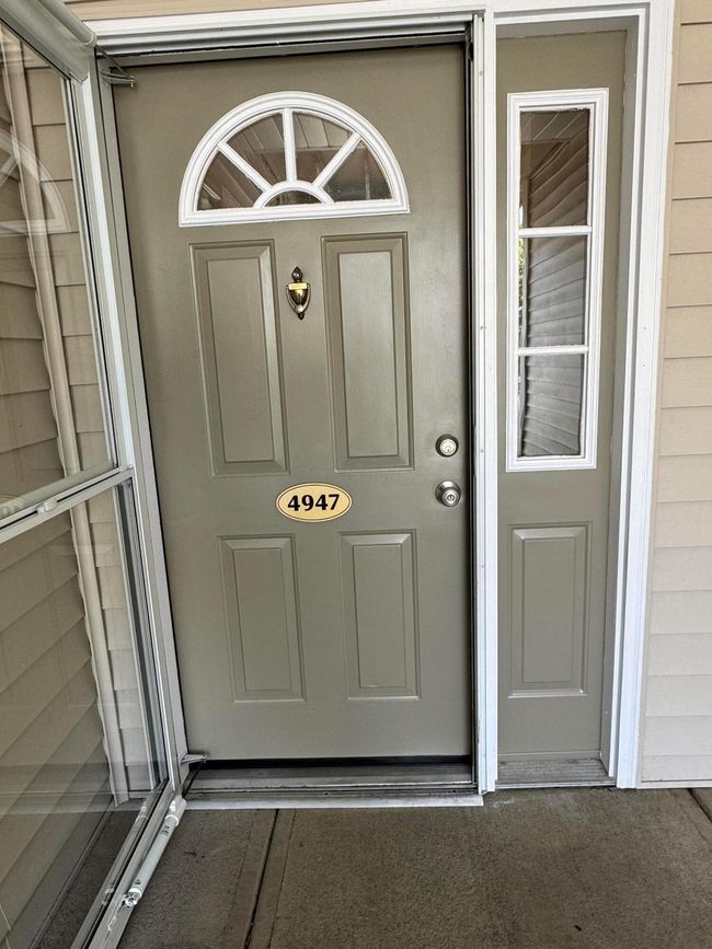 Video tour: youtube- 4947 Common Market Place, Dublin OH 43016. 2 BR 2 BA ranch condo | Image 45