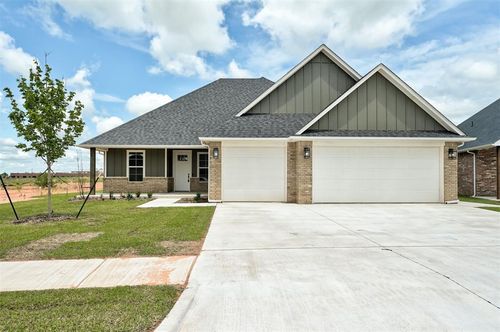 10421 Sw 50th St, Mustang, OK, 73064-4044 | Card Image
