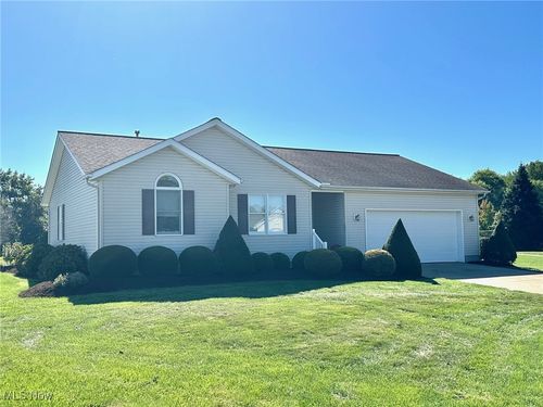 137 Forest View Ct, Creston, OH, 44217-9539 | Card Image