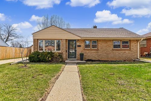 3923 E Iona Ter, Cudahy, WI, 53110-2721 | Card Image