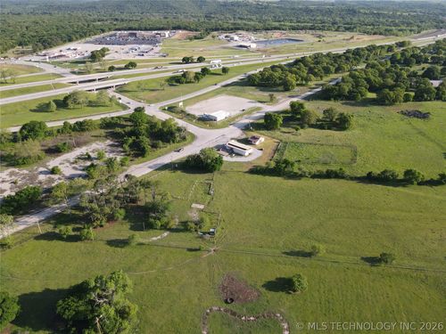 00 Us Highway 77, Thackerville, OK, 73459 | Card Image