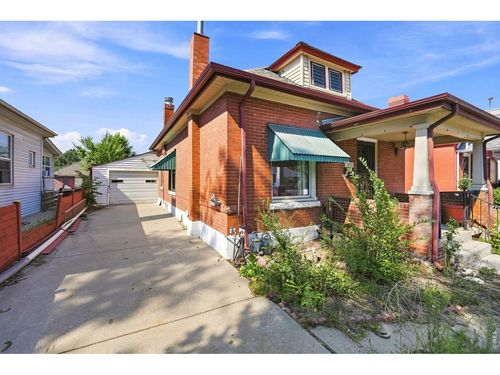 2421 W 38th Ave, Denver, CO, 80211-2121 | Card Image