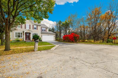 730 Charismatic Drive, House other with 4 bedrooms, 2 bathrooms and 2 parking in Oswego IL | Image 3