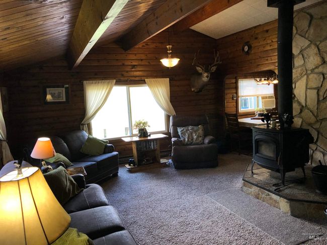3127 Highway 93 N, House other with 2 bedrooms, 1 bathrooms and 2 parking in Gibbonsville ID | Image 9