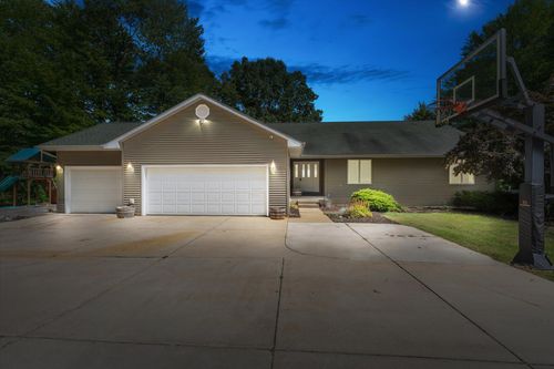 66601 Conrad Rd, Edwardsburg, MI, 49112-8631 | Card Image