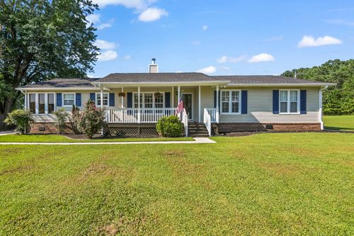 225 Hughes Rd, New Market, AL, 35761-8763 | Card Image