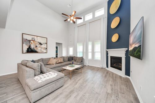 8402 Northern Pintail Dr, Houston, TX, 77049-2091 | Card Image