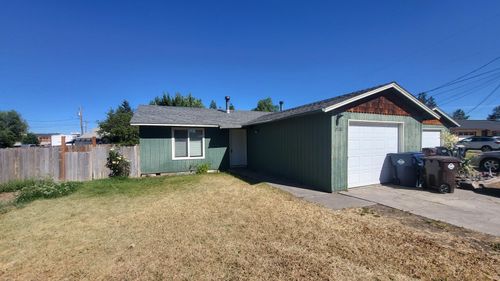 2926 Sw 23rd St, Redmond, OR, 97756-9543 | Card Image