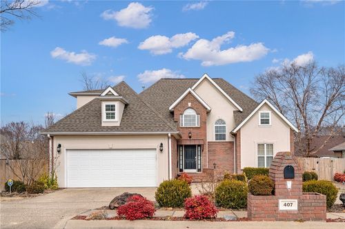 407 Gray Ct, Siloam Springs, AR, 72761-4720 | Card Image