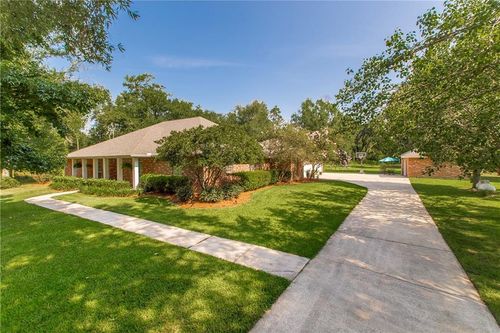 29645 J Wilson Rd, Albany, LA, 70711-4229 | Card Image