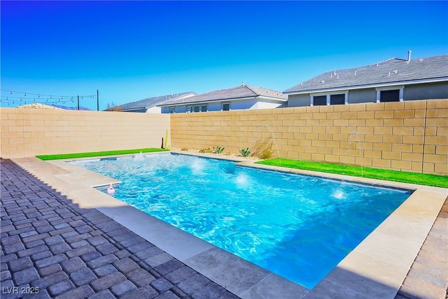9008 Rolling Pietra St, House other with 5 bedrooms, 5 bathrooms and null parking in Las Vegas NV | Image 46