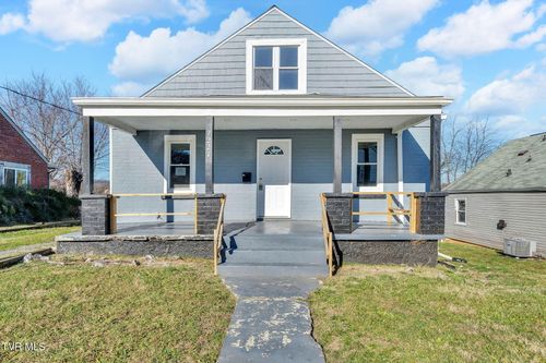 1227 Shelby St, Bristol, TN, 37620-2029 | Card Image