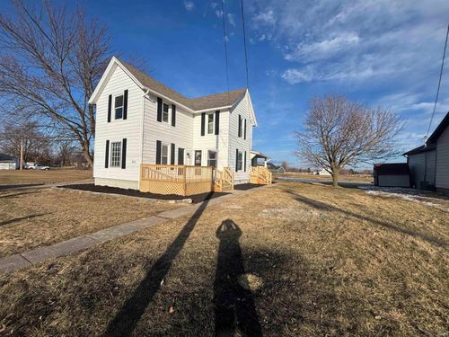 813 N Randolph Street, Garrett, IN, 46738-1001 | Card Image