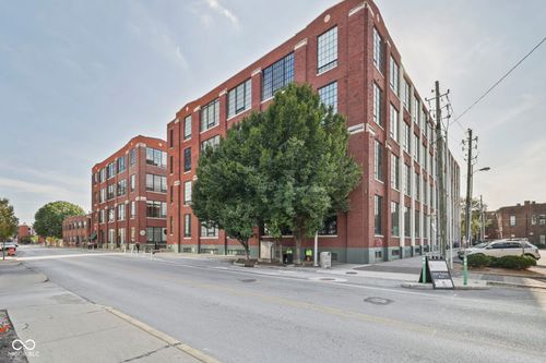 110-624 E Walnut St, Indianapolis, IN, 46204-1639 | Card Image