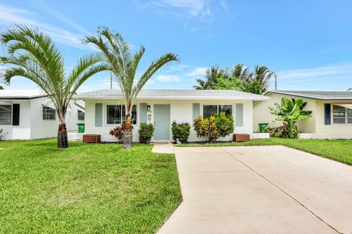 4902 Nw 27th Way, Tamarac, FL, 33309-2949 | Card Image