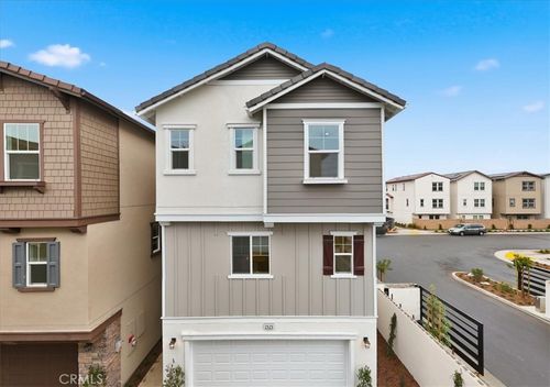 2520 Bombay St, South El Monte, CA, 91733-1570 | Card Image