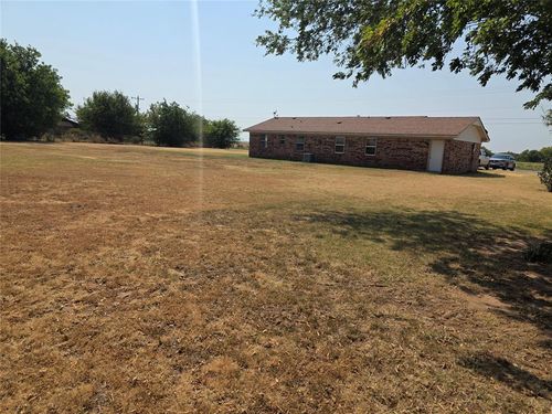 1402 County Road 1270, Amber, OK, 73004-5501 | Card Image