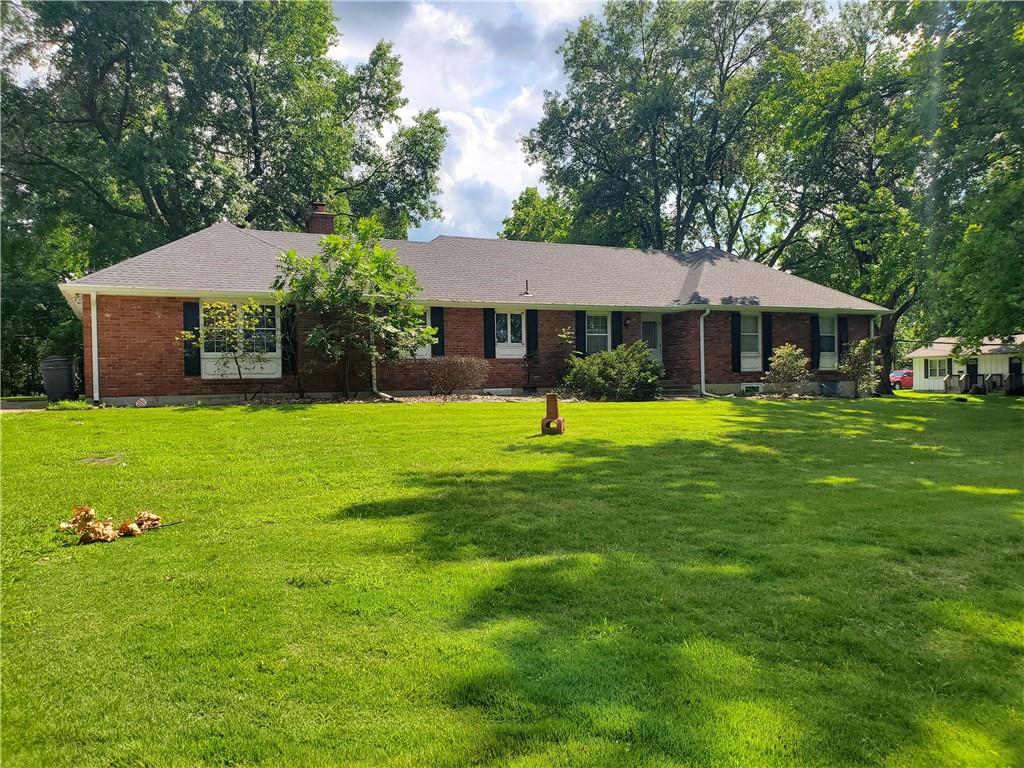 Hurricane Hl, Warrensburg, MO 64093