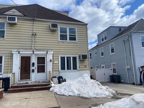 12 Broadway, Bayonne, NJ, 07002-3400 | Card Image