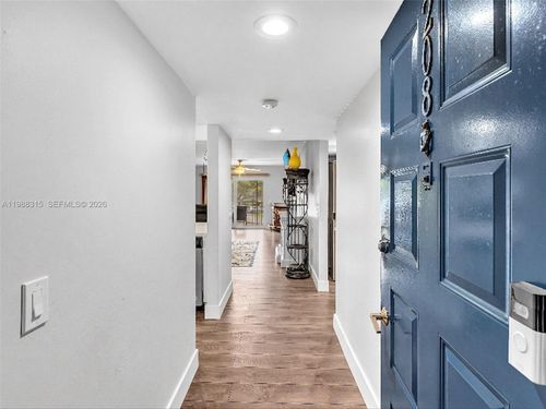 apt-208m-12500 Sw 5th Ct, Pembroke Pines, FL, 33027-1758 | Card Image