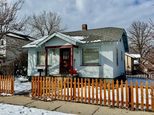 2243 3rd St, Baker City, OR, 97814-2684 | Card Image