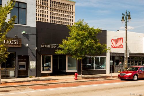6513 Woodward Avenue, Detroit, MI, 48202 | Card Image