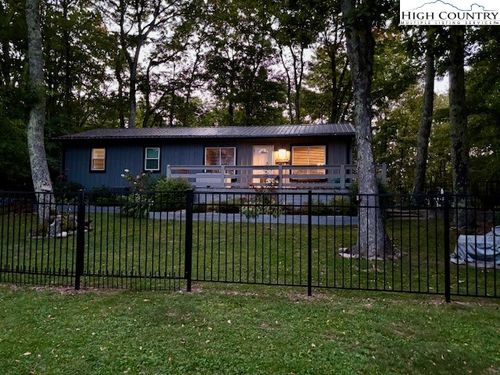 85 Crestwood Cir, Newland, NC, 28657 | Card Image