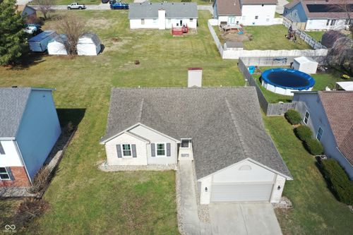 31 Hickory Ln S, Crawfordsville, IN, 47933-7602 | Card Image