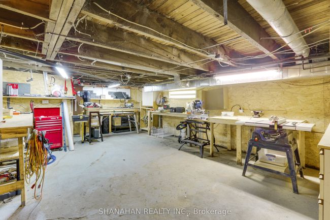 5338 Nauvoo Rd, House other with 3 bedrooms, 2 bathrooms and 3 parking in Warwick ON | Image 22