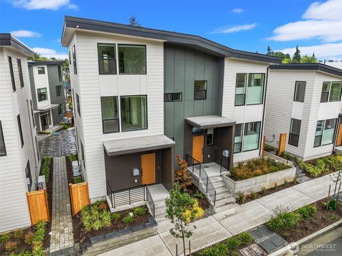 4106 30th Ave S, Seattle, WA, 98108-1635 | Card Image