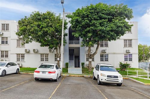 704-650 Calle Ceciliana, San Juan, PR, 00926-7469 | Card Image