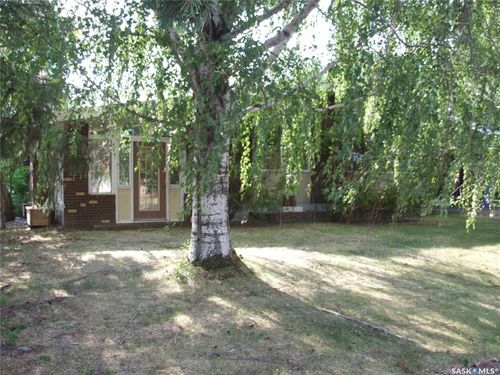 449 Pacific Dr, Burstall, SK, S0N0E5 | Card Image