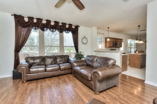 Family Room | Image 11