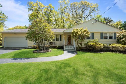 6 Canterbury Court, Brookhaven, NY, 11733 | Card Image
