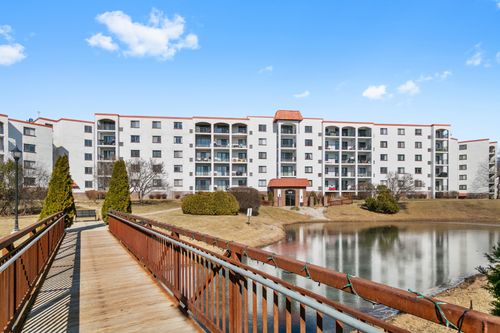 apt-108-375 Plum Creek Dr, Wheeling, IL, 60090-6348 | Card Image