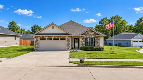 1504 Ellis Pl, MOBERLY, MO, 65270-1215 | Card Image
