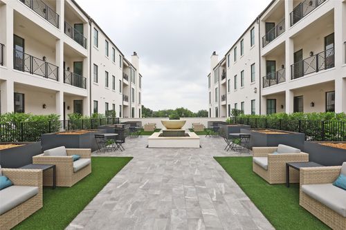 apt-216-5270 Town And Country Blvd, Frisco, TX, 75034-9665 | Card Image