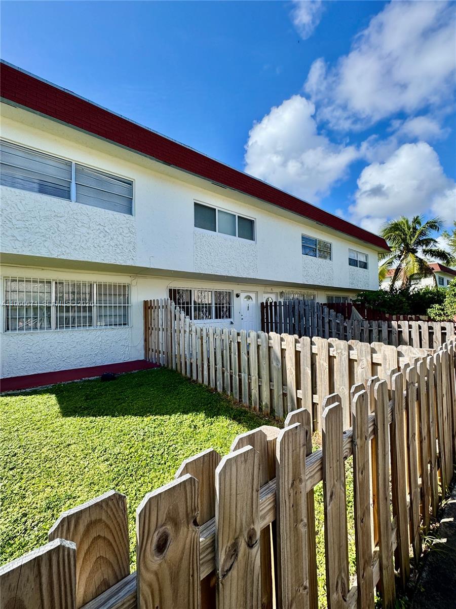 Residential Lease in Miami 3